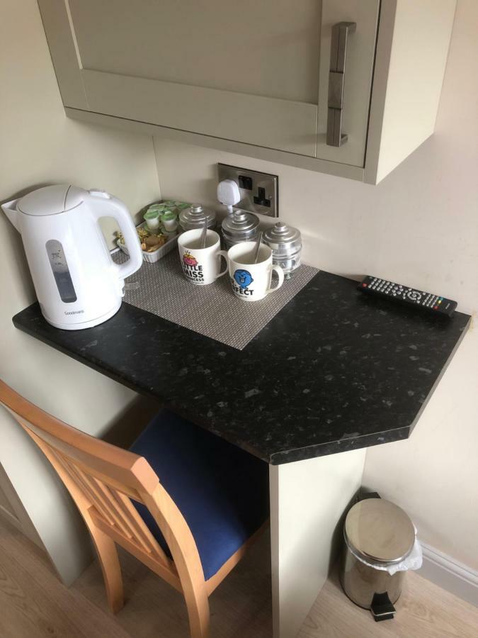 Private En-Suite Guestroom روثين المظهر الخارجي الصورة